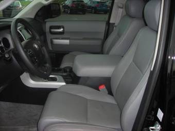 2008 Toyota Sequoia Photos