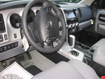 2008 Toyota Sequoia Photos