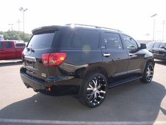 2008 Toyota Sequoia Pictures