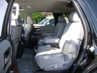 2008 Toyota Sequoia Pictures