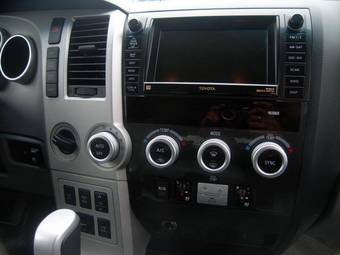 2008 Toyota Sequoia Photos