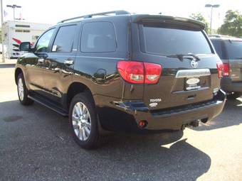 2009 Toyota Sequoia Photos