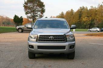 2009 Toyota Sequoia Pics