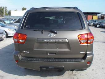 2009 Toyota Sequoia Photos