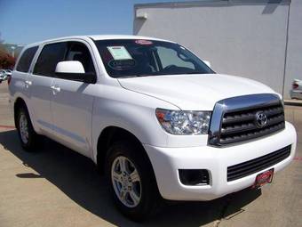2009 Toyota Sequoia Pictures