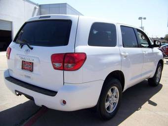 2009 Toyota Sequoia Photos