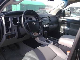2009 Toyota Sequoia Wallpapers