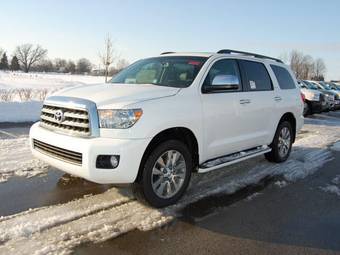 2010 Toyota Sequoia Photos