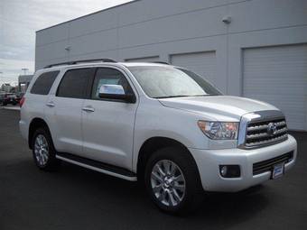 2010 Toyota Sequoia Photos