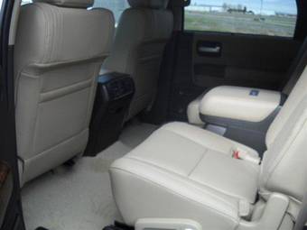 2010 Toyota Sequoia Images