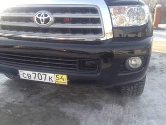 2010 Toyota Sequoia Photos