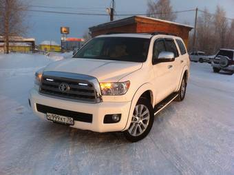 2011 Toyota Sequoia Photos