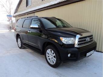 2011 Toyota Sequoia Pictures