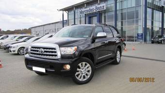 2011 Toyota Sequoia Pictures
