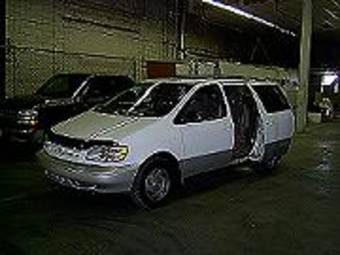 2000 Toyota Sienna