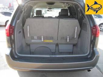 2004 Toyota Sienna Pictures