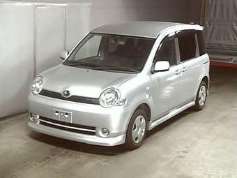 2003 Toyota Sienta