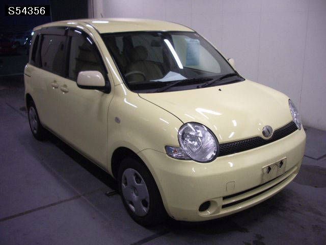 2003 Toyota Sienta