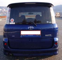 2003 Toyota Sienta