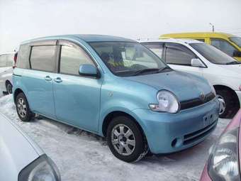 2003 Toyota Sienta