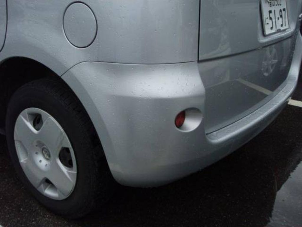 2003 Toyota Sienta