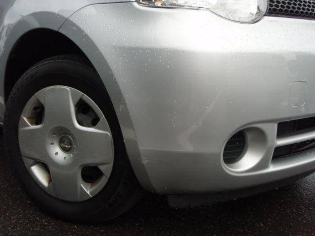 2003 Toyota Sienta