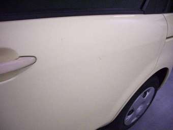 2003 Toyota Sienta Pics