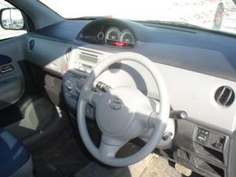 2003 Toyota Sienta For Sale