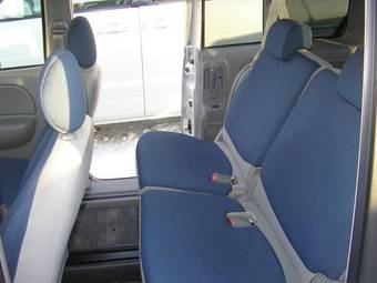 2003 Toyota Sienta For Sale
