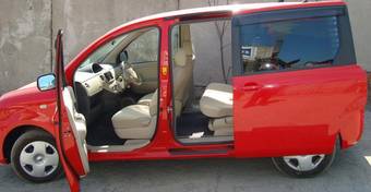2003 Toyota Sienta For Sale