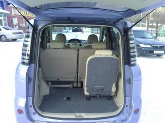 2003 Toyota Sienta For Sale
