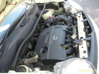 2003 Toyota Sienta Photos