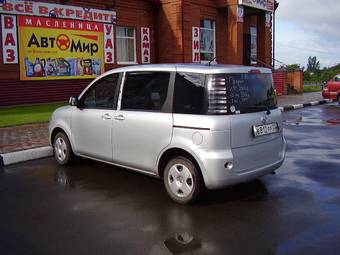 2003 Toyota Sienta For Sale