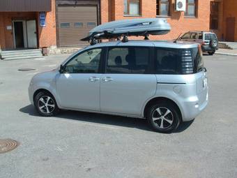 2003 Toyota Sienta For Sale