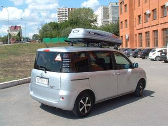 2003 Toyota Sienta For Sale