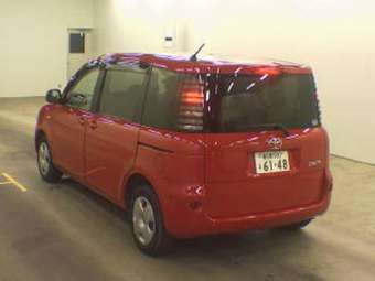 2004 Toyota Sienta