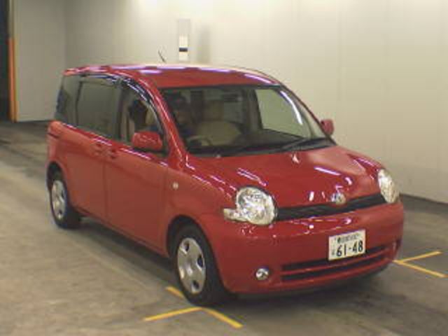 2004 Toyota Sienta