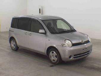 2004 Toyota Sienta For Sale