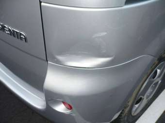 2004 Toyota Sienta Photos