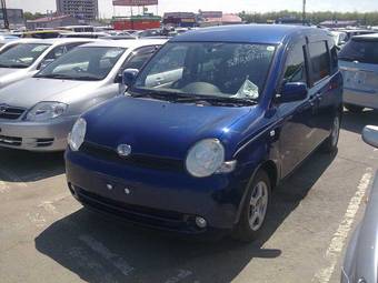 2004 Toyota Sienta For Sale