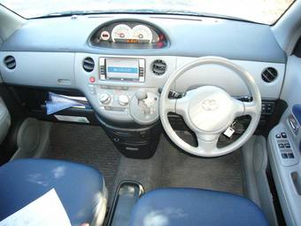 2005 Toyota Sienta Wallpapers