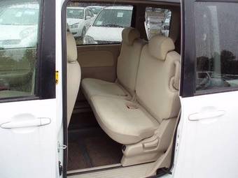 2005 Toyota Sienta For Sale