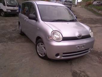 2005 Toyota Sienta For Sale