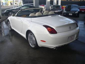 2004 Toyota Soarer Images