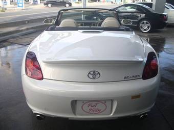 2004 Toyota Soarer Photos
