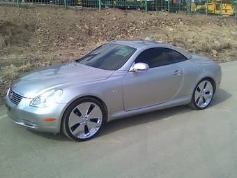 2004 Toyota Soarer Photos