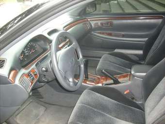 1999 Toyota Solara Pictures