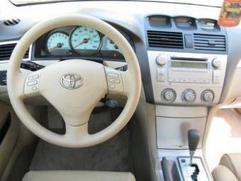 2005 Toyota Solara Pictures