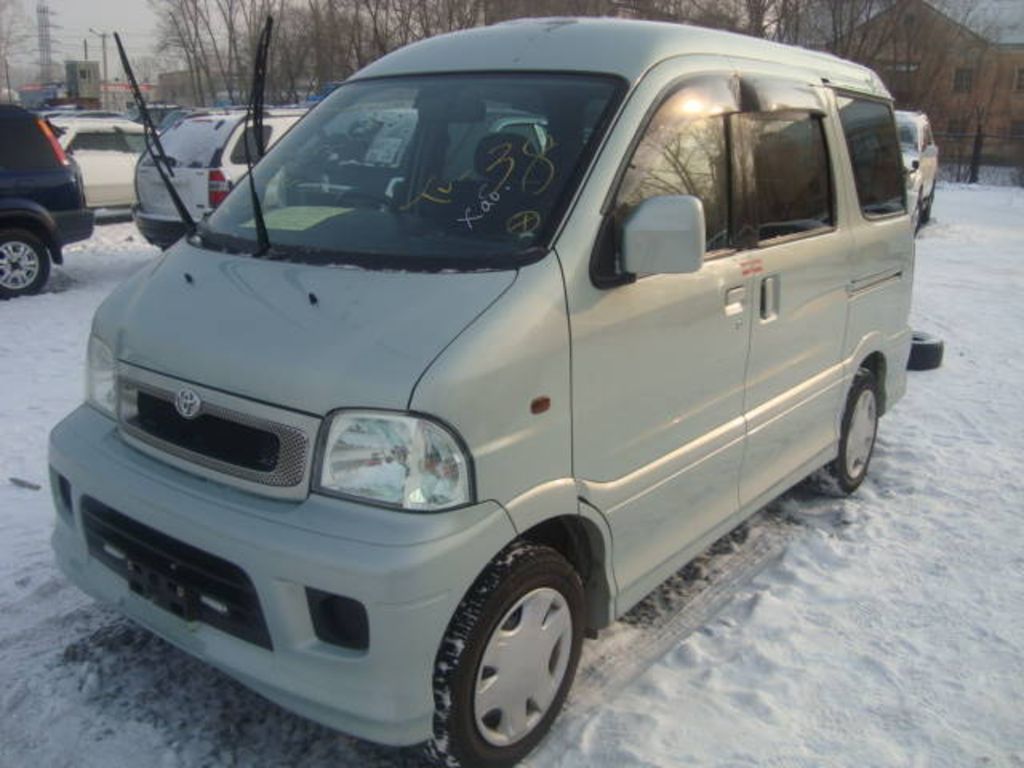 2003 Toyota Sparky