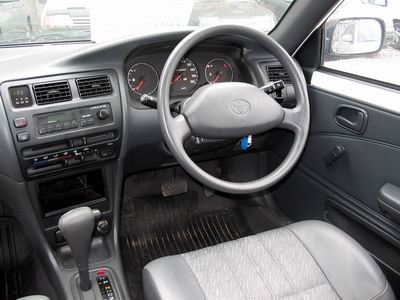 1998 Toyota Sprinter Photos